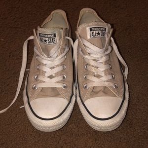 Tan/Cream Lowtop Converse